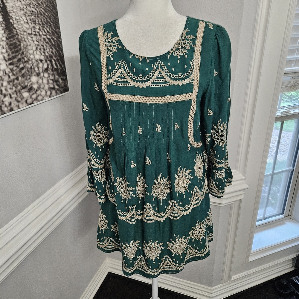 Ivy Jane green Floral Embroidered Bell Sleeve Tunic Top Blouse Dress Eyelet XS - Picture 2 of 8
